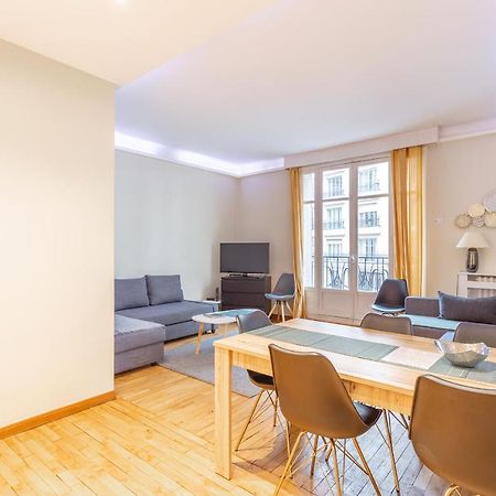 Appartement Place Du Trocadero Париж Екстериор снимка