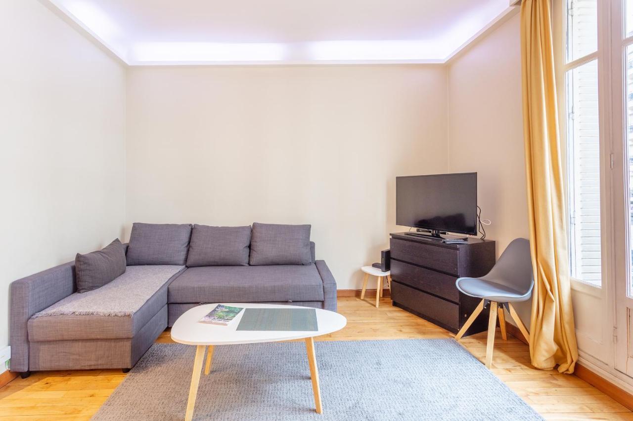 Appartement Place Du Trocadero Париж Екстериор снимка